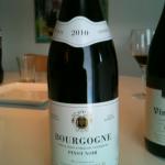 Bourgogne Pinot Noir ( Maurice Gentilhomme ) 2010