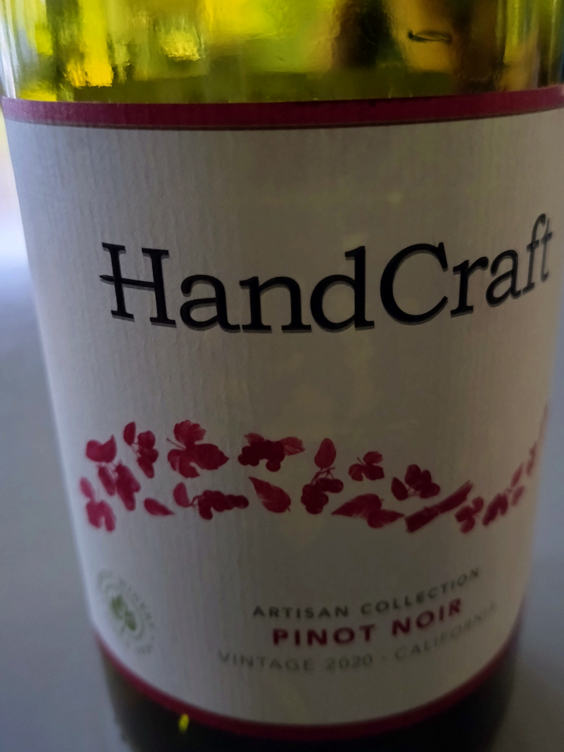 Pinot Noir ( HandCraft ) 2021